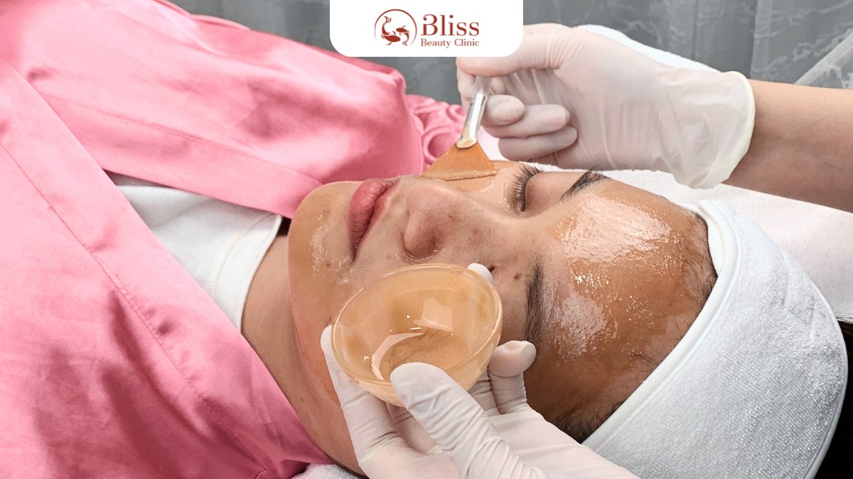 Peel da đất sét Clay Peel trắng sáng da