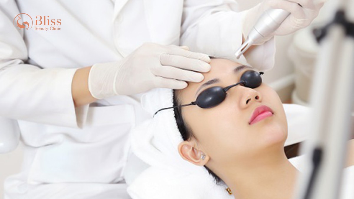 xóa nốt ruồi mụn thịt tận gốc bằng công nghệ laser pico