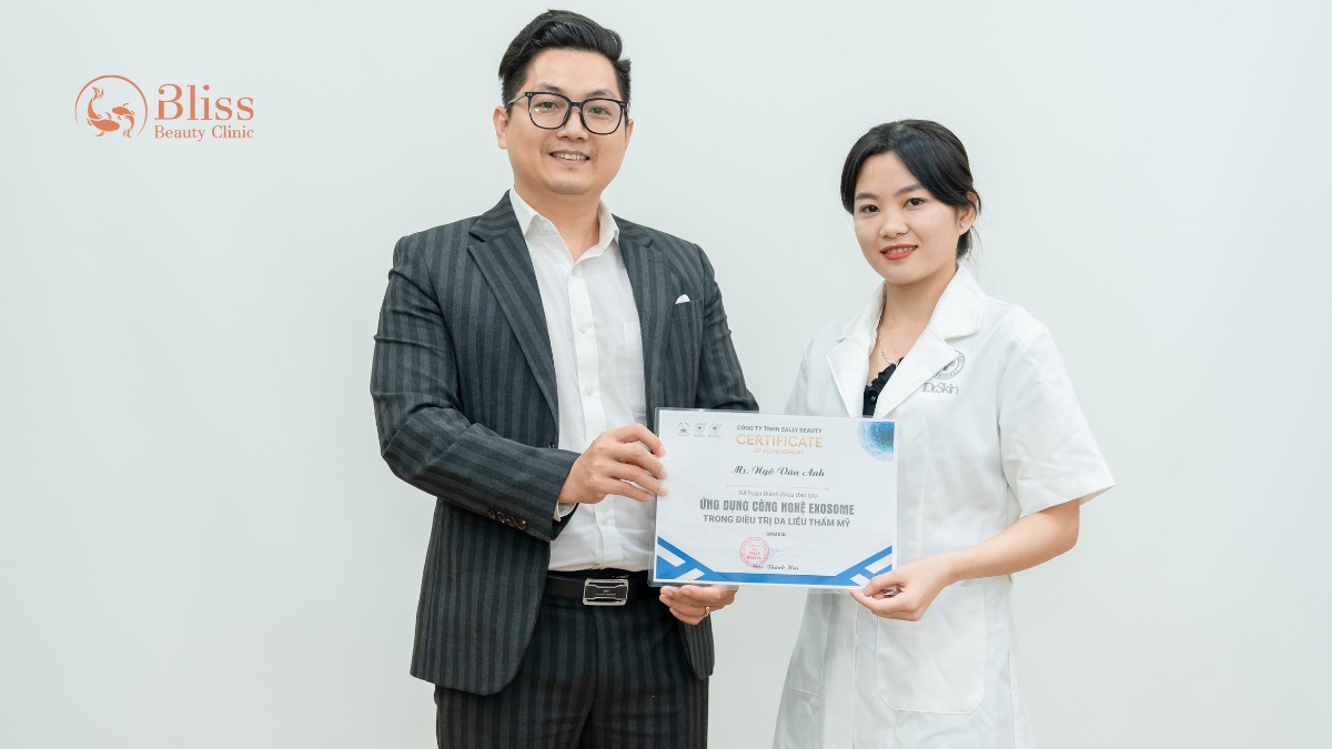 trao bằng xu hướng trẻ hoá da thế hệ mới exosome